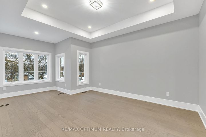 Photo 31 at 30 Mclaughlin Road N, Northwood Park, Brampton