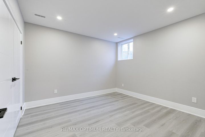 Photo 42 at 30 Mclaughlin Road N, Northwood Park, Brampton