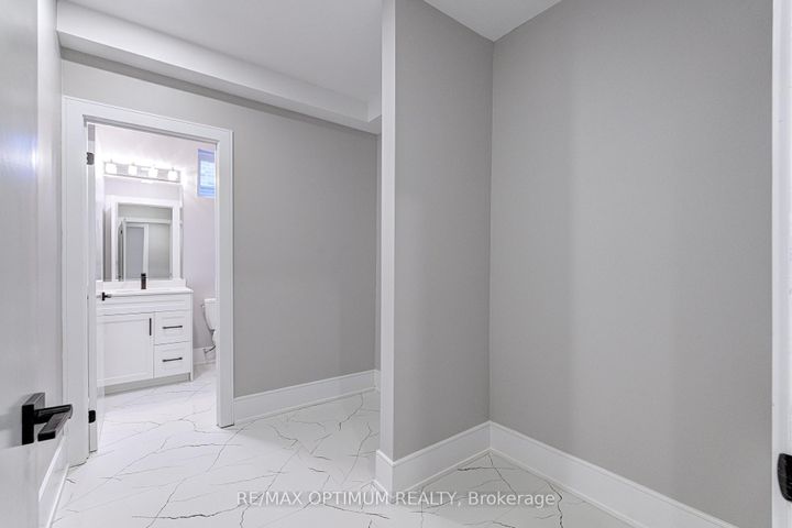 Photo 44 at 30 Mclaughlin Road N, Northwood Park, Brampton