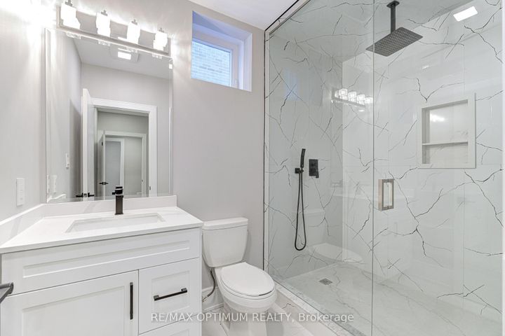 Photo 45 at 30 Mclaughlin Road N, Northwood Park, Brampton