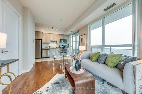 Photo 12 at 1411 - 9201 Yonge Street, Langstaff, Richmond Hill