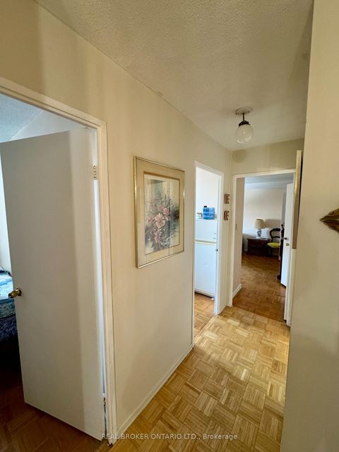 Photo 18 at 512 - 5 Shady Golf Way, Flemingdon Park, Toronto
