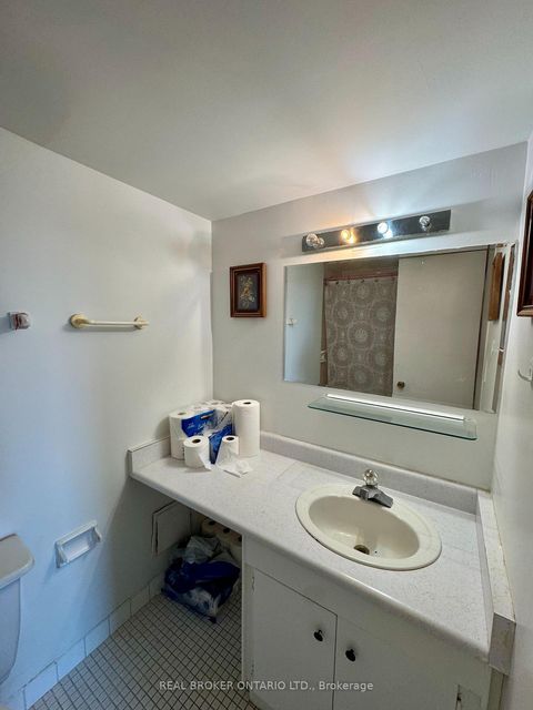 Photo 19 at 512 - 5 Shady Golf Way, Flemingdon Park, Toronto