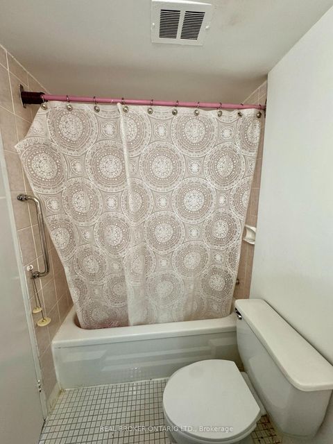 Photo 20 at 512 - 5 Shady Golf Way, Flemingdon Park, Toronto