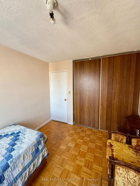 Photo 25 at 512 - 5 Shady Golf Way, Flemingdon Park, Toronto