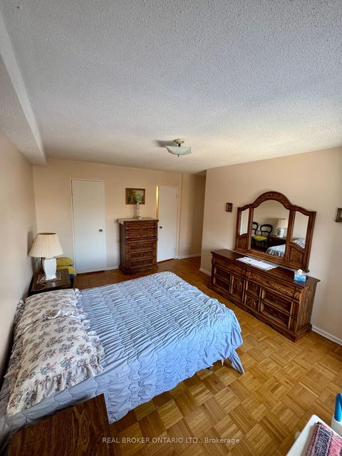 Photo 27 at 512 - 5 Shady Golf Way, Flemingdon Park, Toronto