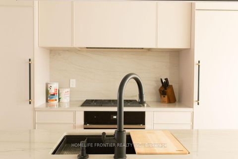 Photo 6 at 127 Glenvale Boulevard, Leaside, Toronto