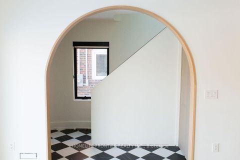 Photo 8 at 127 Glenvale Boulevard, Leaside, Toronto