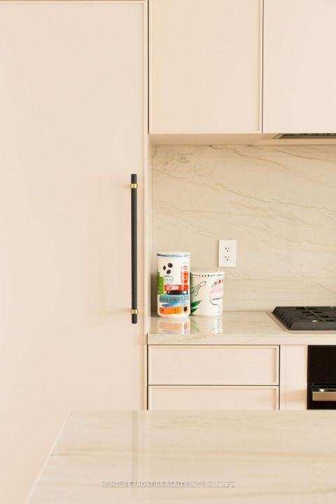 Photo 10 at 127 Glenvale Boulevard, Leaside, Toronto