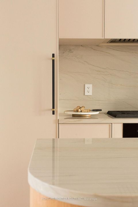 Photo 11 at 127 Glenvale Boulevard, Leaside, Toronto