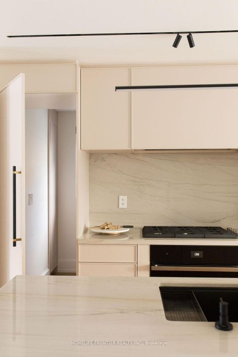 Photo 13 at 127 Glenvale Boulevard, Leaside, Toronto