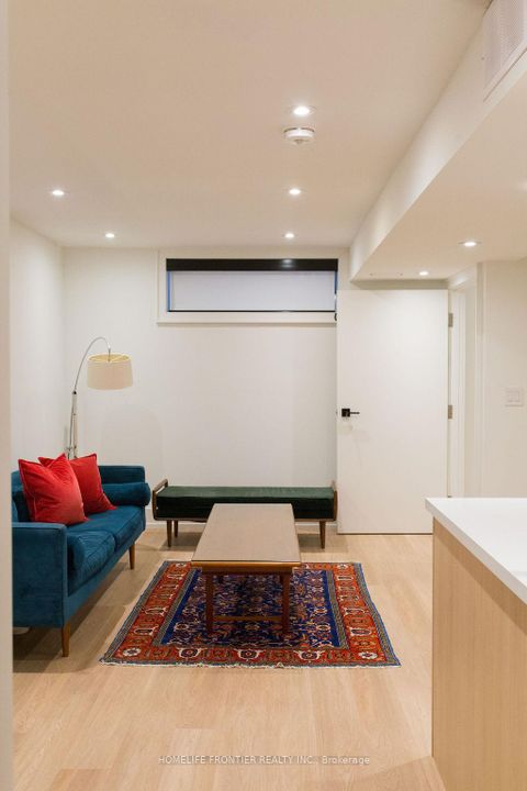 Photo 22 at 127 Glenvale Boulevard, Leaside, Toronto