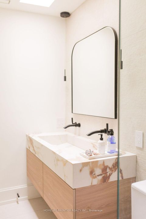 Photo 30 at 127 Glenvale Boulevard, Leaside, Toronto