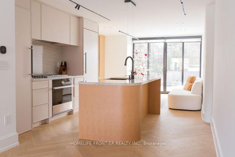 Photo 36 at 127 Glenvale Boulevard, Leaside, Toronto