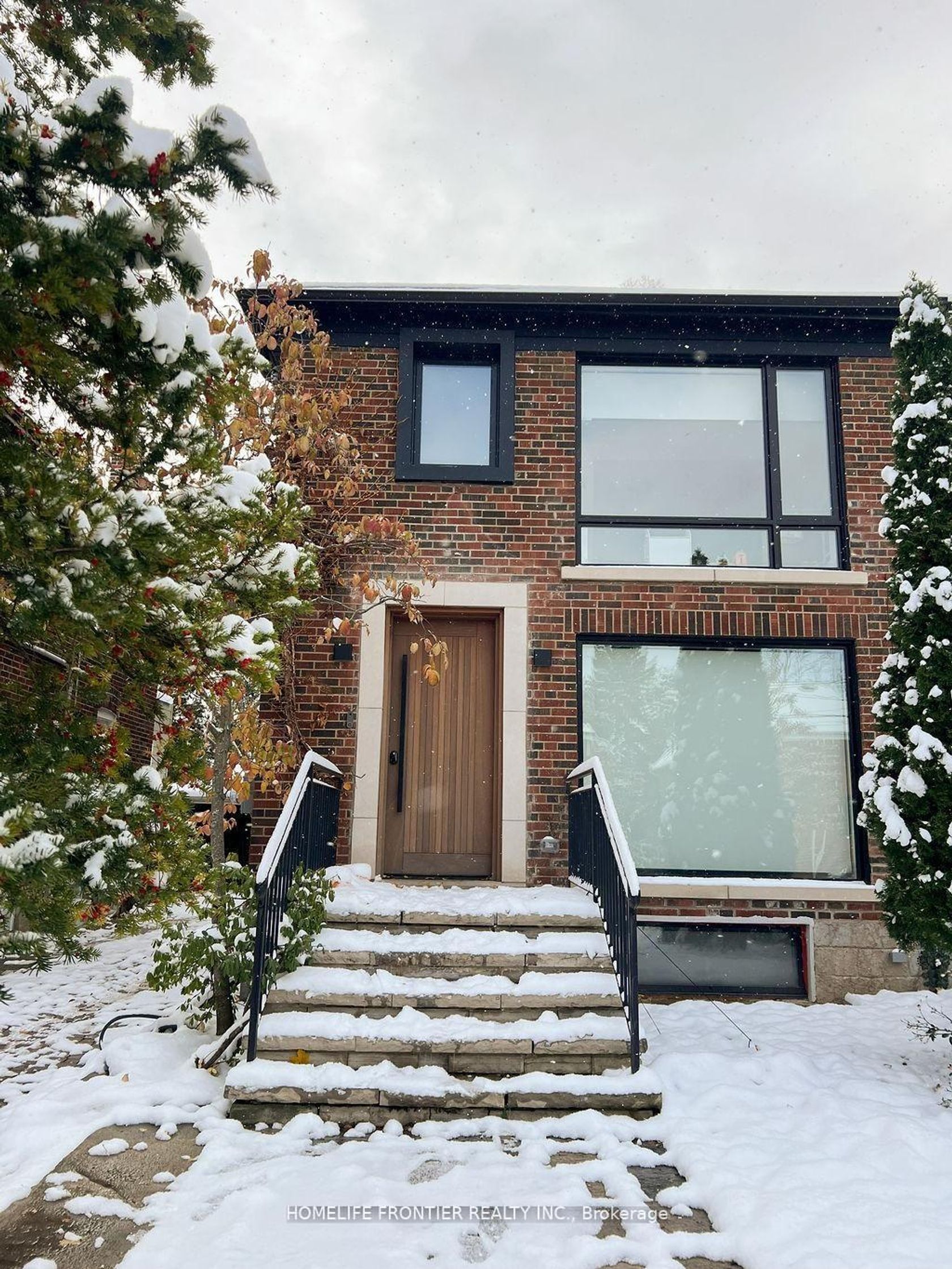 127 Glenvale Boulevard, Leaside, Toronto photo number 2