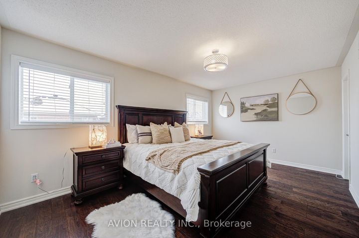 Photo 19 at 15 Tacc Trail, Vellore Village, Vaughan