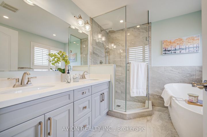 Photo 24 at 15 Tacc Trail, Vellore Village, Vaughan