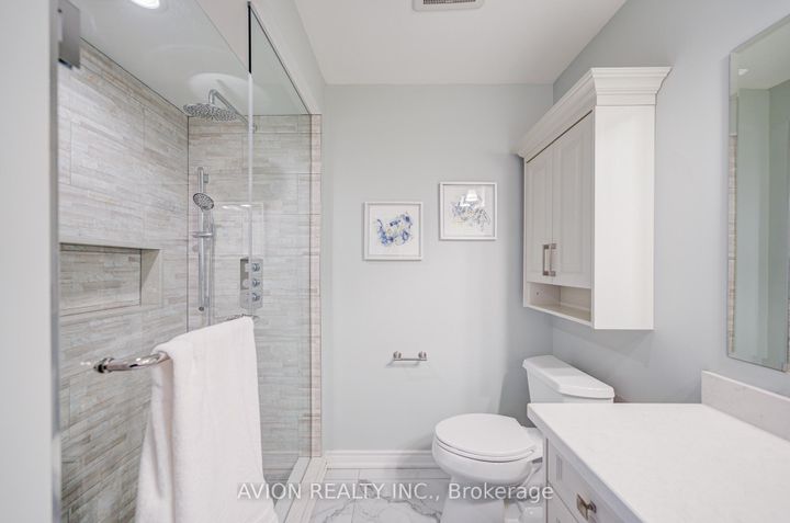 Photo 32 at 15 Tacc Trail, Vellore Village, Vaughan