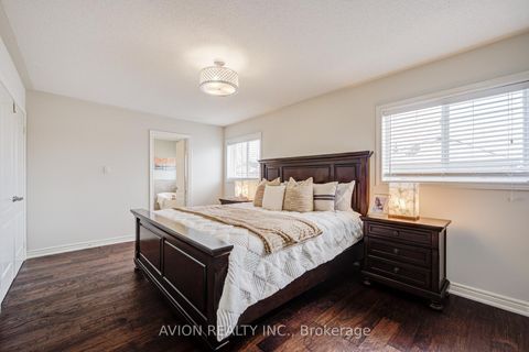 Photo 20 at 15 Tacc Trail, Vellore Village, Vaughan