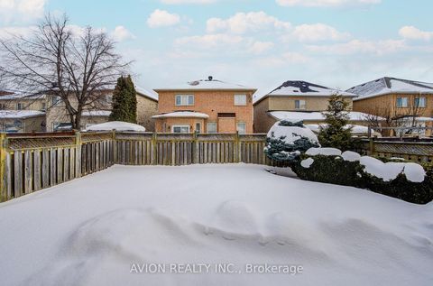 Photo 40 at 15 Tacc Trail, Vellore Village, Vaughan