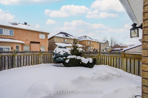 Photo 41 at 15 Tacc Trail, Vellore Village, Vaughan