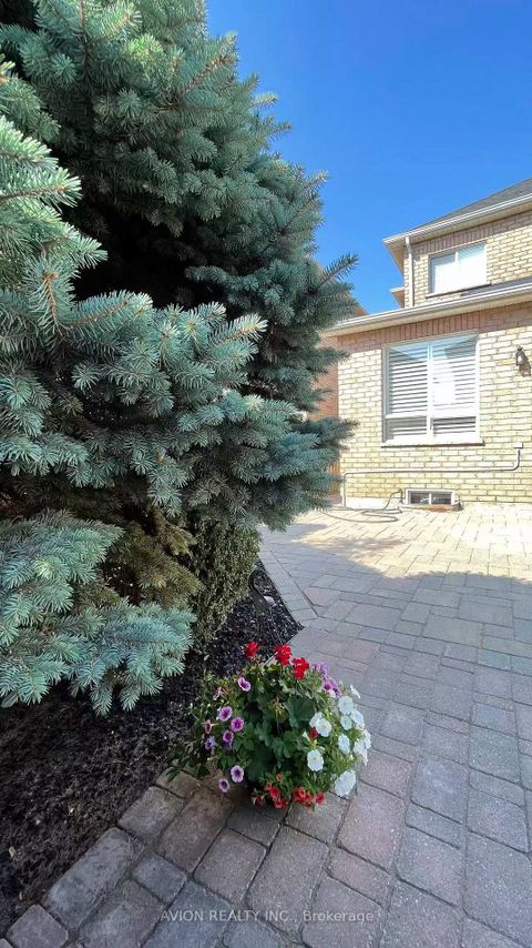 Photo 49 at 15 Tacc Trail, Vellore Village, Vaughan