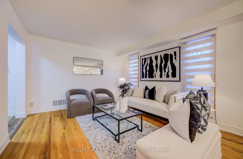 Photo 3 at 51 Burnt Bark Drive, Steeles, Toronto