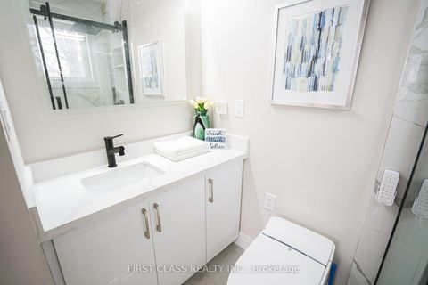 Photo 13 at 12 Radford Crescent, Amberglen, Markham