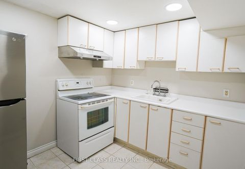 Photo 20 at 12 Radford Crescent, Amberglen, Markham