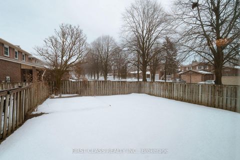 Photo 26 at 12 Radford Crescent, Amberglen, Markham