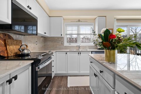 Photo 4 at 13 - 571 Longworth Avenue, Bowmanville, Clarington