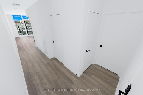 Photo 3 at 505 - 285 Dufferin Street, South Parkdale, Toronto