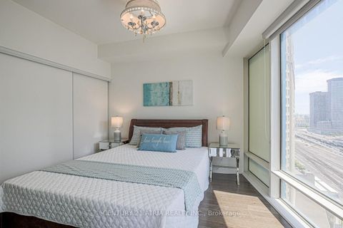 Photo 14 at 2002 - 8 The Esplanade Avenue, Waterfront Communities C1, Toronto