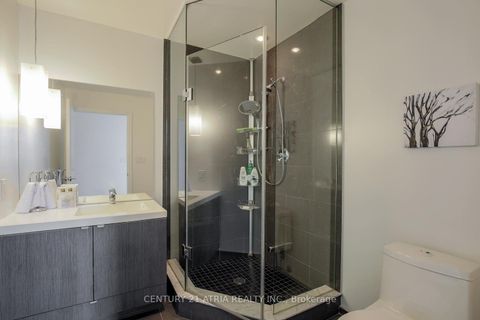 Photo 18 at 2002 - 8 The Esplanade Avenue, Waterfront Communities C1, Toronto