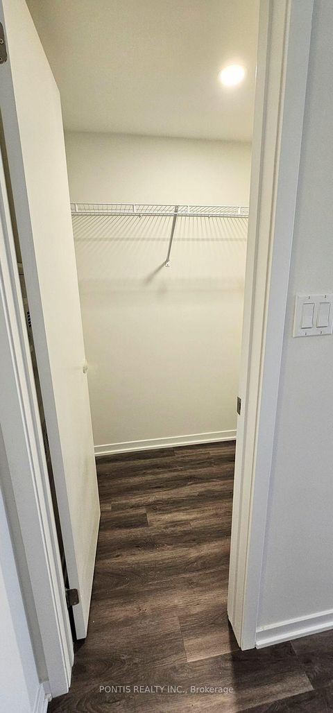 Photo 17 at TH 200 - 141 Honeycrisp Crescent, Concord, Vaughan