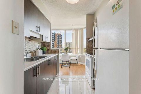 Photo 17 at 1503 - 150 Alton Towers Circle, Milliken, Toronto