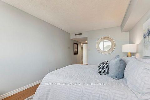 Photo 32 at 1503 - 150 Alton Towers Circle, Milliken, Toronto