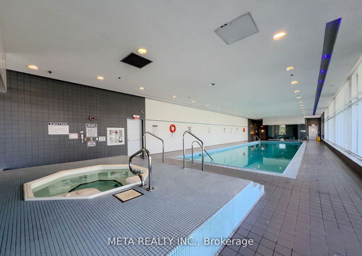 Photo 14 at 406 - 2885 Bayview Avenue, Bayview Village, Toronto