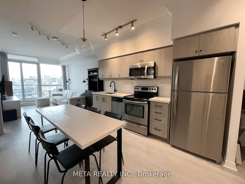 Photo 3 at 406 - 2885 Bayview Avenue, Bayview Village, Toronto