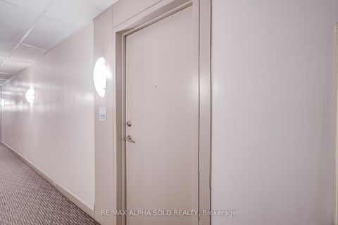 Photo 5 at 509 - 38 Lee Centre Drive, Woburn, Toronto