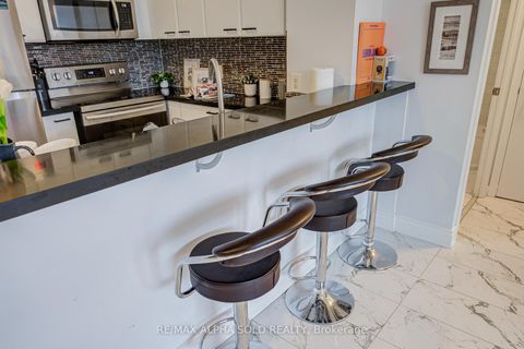 Photo 13 at 509 - 38 Lee Centre Drive, Woburn, Toronto