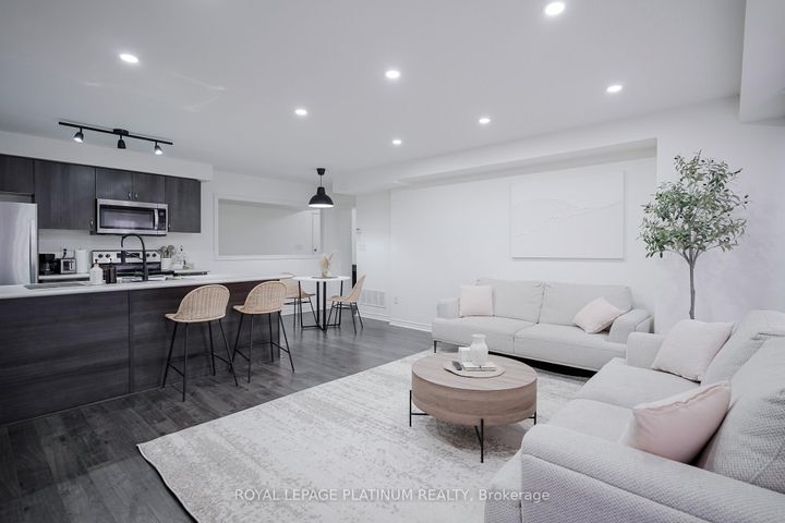 Photo 4 at #36 - 200 Veterans Drive, Northwest Brampton, Brampton