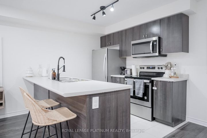 Photo 10 at #36 - 200 Veterans Drive, Northwest Brampton, Brampton