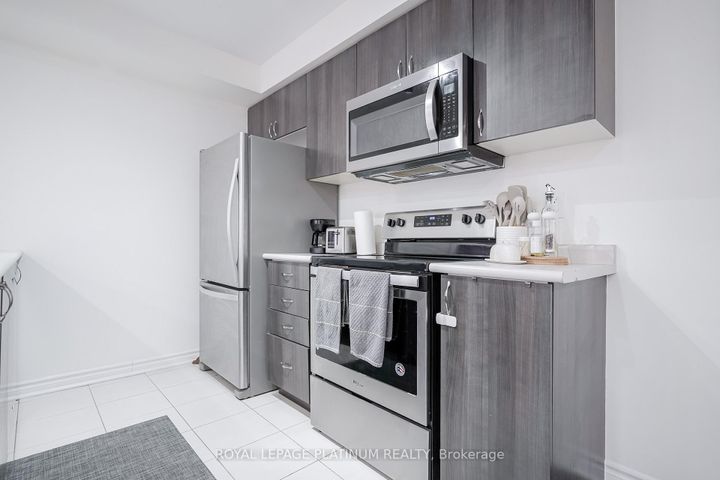 Photo 12 at #36 - 200 Veterans Drive, Northwest Brampton, Brampton