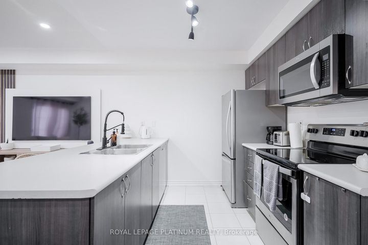 Photo 14 at #36 - 200 Veterans Drive, Northwest Brampton, Brampton