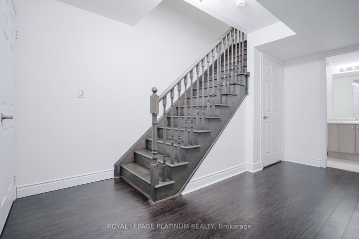 Photo 32 at #36 - 200 Veterans Drive, Northwest Brampton, Brampton