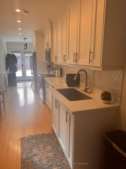 Photo 10 at 148 Major Street, University, Toronto