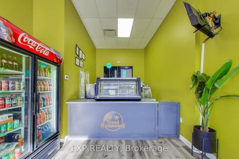 Photo 4 at 4A - 3220 Kingston Road, Cliffcrest, Toronto