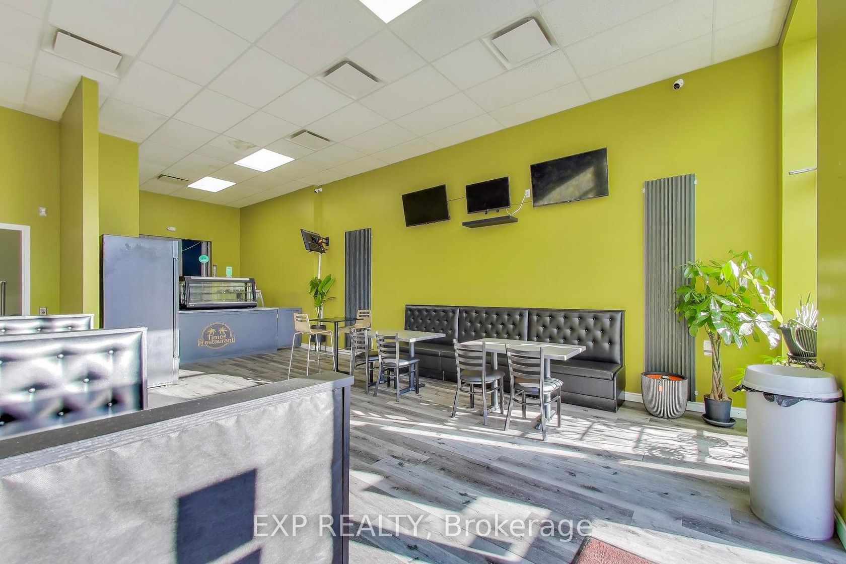 4A - 3220 Kingston Road, Cliffcrest, Toronto photo number 2