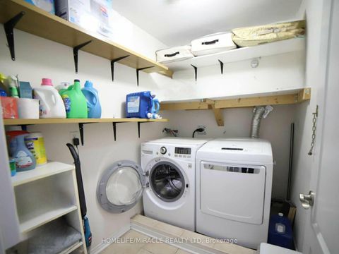 Photo 22 at 243 Venice Gate Drive, Vellore Village, Vaughan